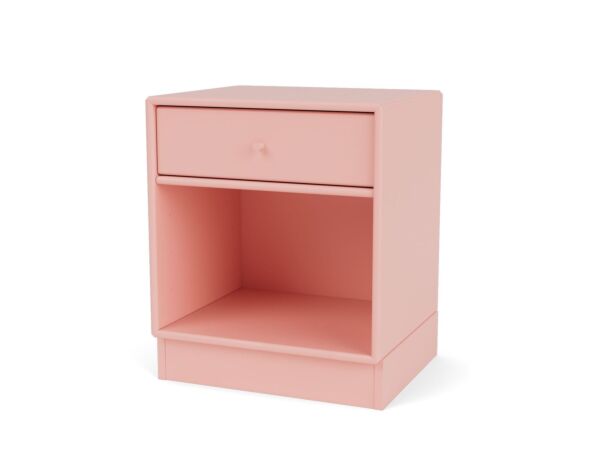 2_Montana_Selection_DREAM_Ruby_Plinth_H7_Perspective.jpg