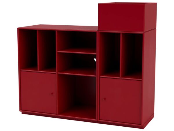 2_Montana_Selection_SPIN_III_Beetroot_Plinth_H3_Perspective.jpg
