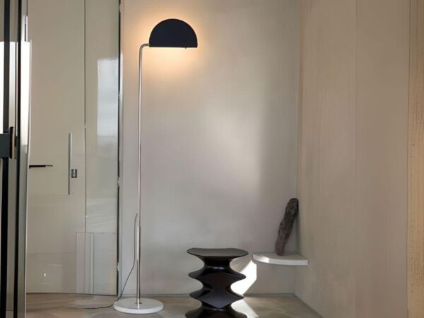 5_Mezzaluna_lampadaire_dcw-editions-paris_mezzaluna.jpg