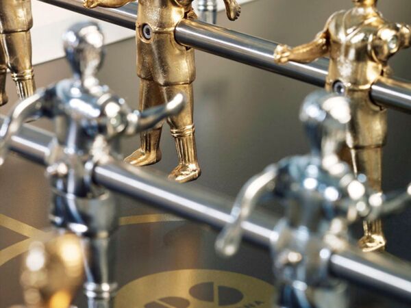 5_gold-football-table (3).jpg