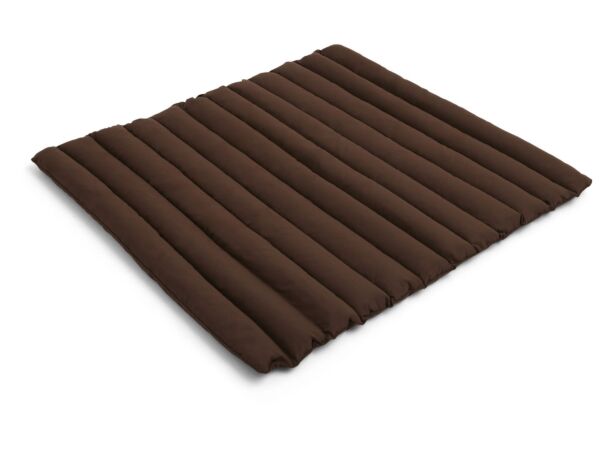 2_AE014-B287-AI33_Soft Quilted Cushion for Palissade Lounge Sofa iron red textile.jpg