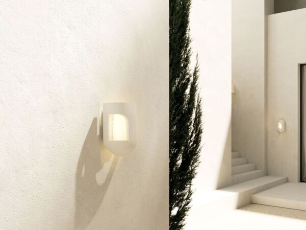 5_outdoor-wall-light-soul-story-3-led-outdoor-no-3-white_madeindesign_413692_original.jpg