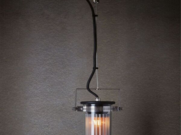 5_in-the-tube-120-1300-dcw-editions-paris-suspension-verticale.jpg