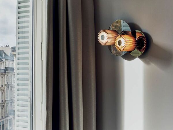5_n-the-sun-ceiling-wall-190-270-image1.jpg