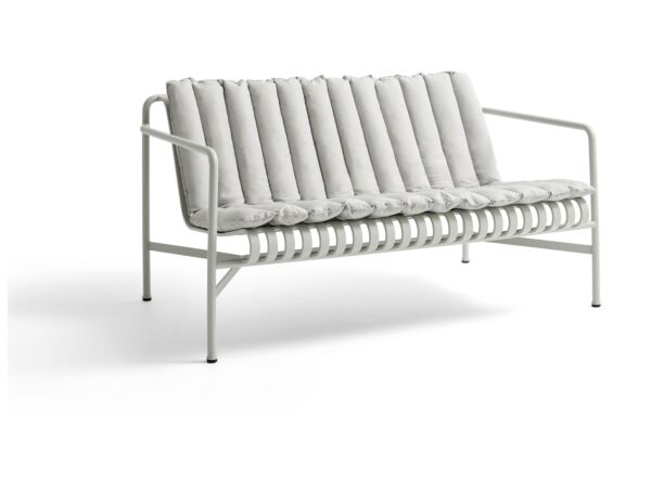 5_AA617-A221_Palissade Lounge Sofa sky grey_Palissade Lounge Sofa Soft Quilted Cushion sky grey.jpg