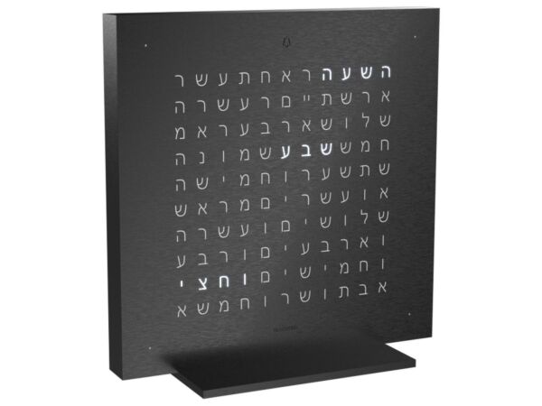 2_qlocktwo-deepblack-seitenansicht-_he.jpg