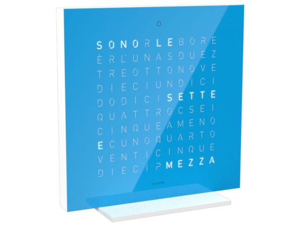 2_qlocktwo-bluecandy-seitenansicht-_it.jpg