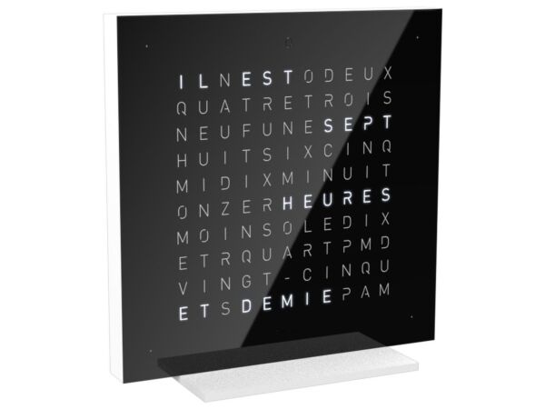2_qlocktwo-blackicetea-seitenansicht-_fr.jpg