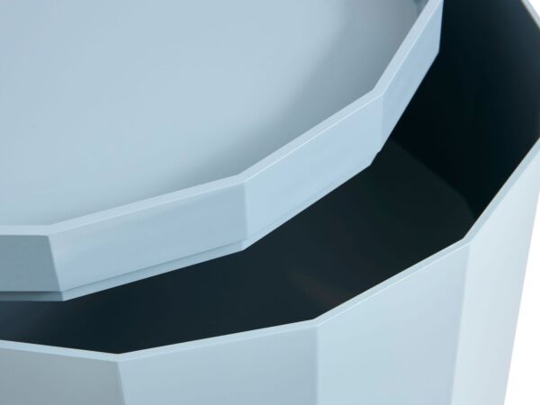 2_zAE444-D528_Facet Cabinet incl. feet and castors High misty blue_detail 02.jpg