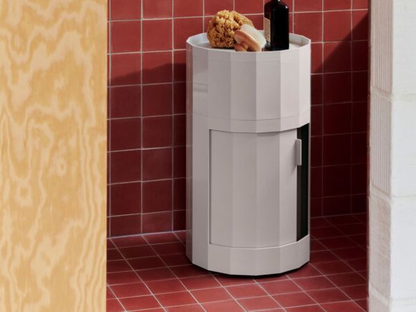 5_Facet Cabinet incl. feet and castors High misty grey.jpg