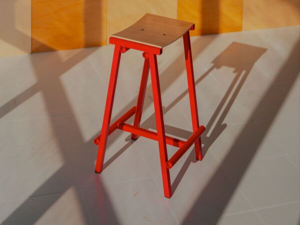 5_Taburete 8 Bar Stool_Studio Visit 19.jpg