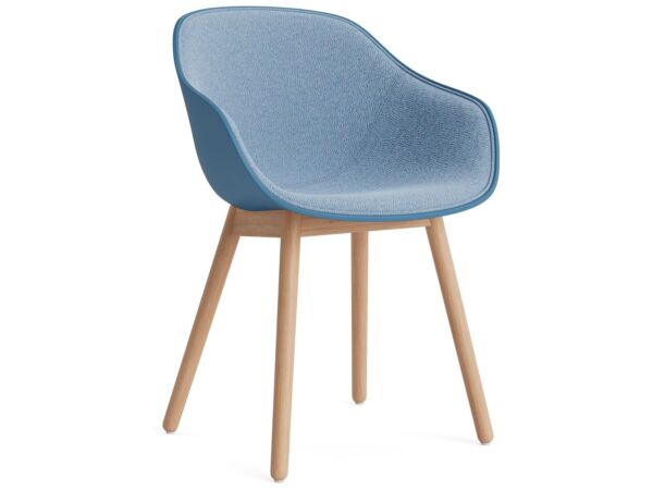 2_AC082-D136-AA13-02CN_AAC 212 front uph Flamiber Ice blue J7_azure blue 2.0 shell_wb lacquered oak base (1).jpg