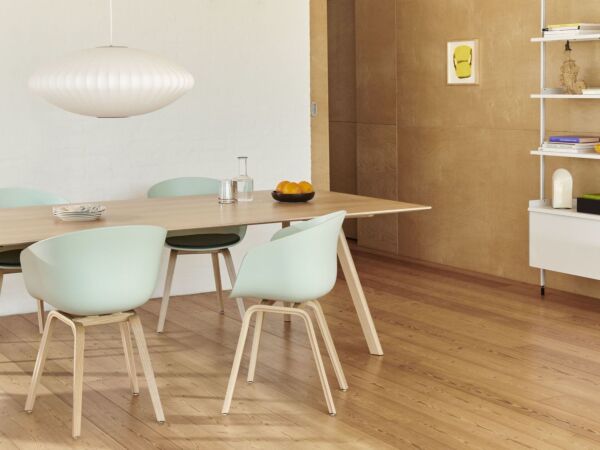 5_AAC 22 dusty mint 2.0 shell wb lacquer oak frame_CPH 30 L250xW120 wb lacquer oak top wb lacquer oak base.jpg