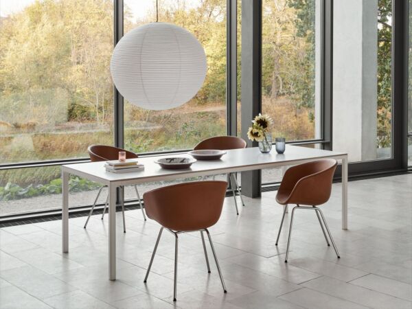5_AAC 27_Sense cognac_T12 Table white.Jpg
