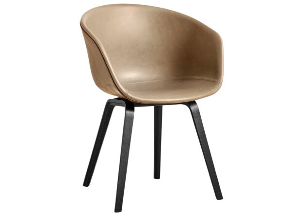 2_AA215-A001-AA36-02BD_AAC 23 Sense nougat_black wb lacquer oak base.jpg