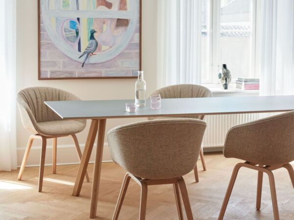 5_AAC 23 Soft Bolgheri LGG60 wb lacquer oak base_CPH 30 off white top wb lacquer oak base.jpg
