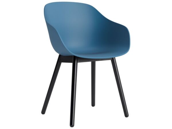 2_AC086-D135-AA51_AAC 212 azure blue 2.0 shell_black wb lacquer oak base.jpg