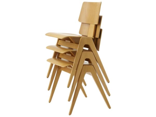 2_zSide-Chair-RD1_Beech_Angled_stack-1200x1600.jpg