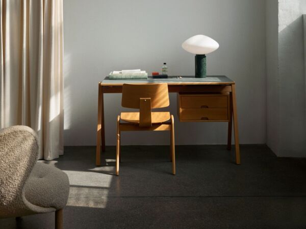 5_Retail_2024_Daystak-RD3_Mist-AP16_Little-Petra-VB1_Daystak-Side-Chair-RD1.jpg