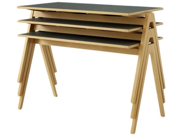2_zTable-RD2-RD3_Fenix-Verde-Comodoro-and-Beech_angled_front_stack-1200x1600_1.jpg