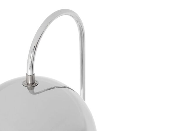 2_zFlowerpot Floot Lamp VP12_Chrome-Plated_detail.jpg