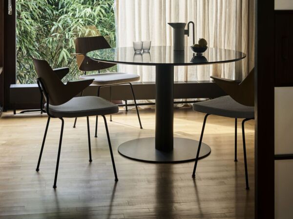 5_ATD_Retail_2024_In Between SK12_RFH Armchair RD7_Momento Jug JH38_Collect Glass SC78_Flowerpot VP7.jpg