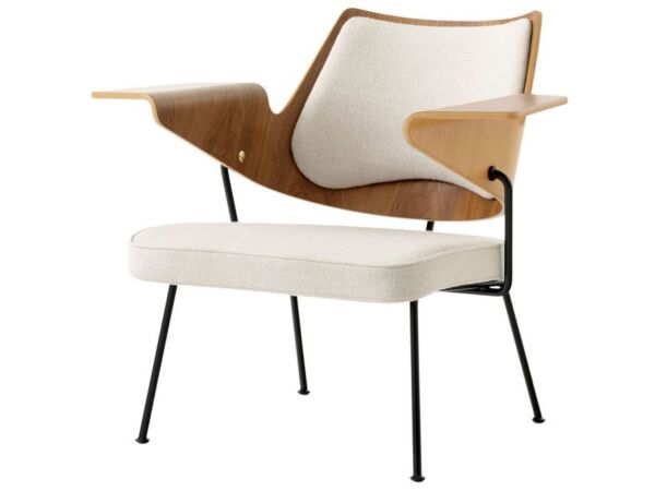 2_RFH Lounge Chair RD8_Black w. Walnut and Beech and Hallingdal 103_Angled front.jpg