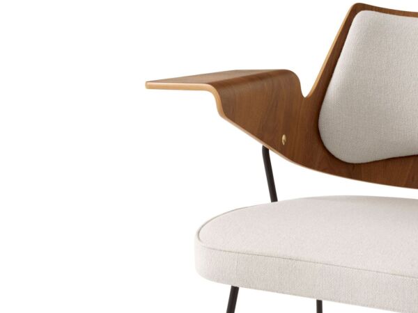 2_zRFH Lounge Chair RD8_Black w. Walnut and Beech and Hallingdal 103_detaile.jpg