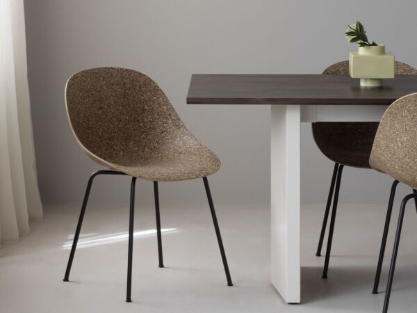 5_Mat_Chair_Seaweed_Steel_Black_Panel_Table_300x90_CreamDark-Brown.jpg