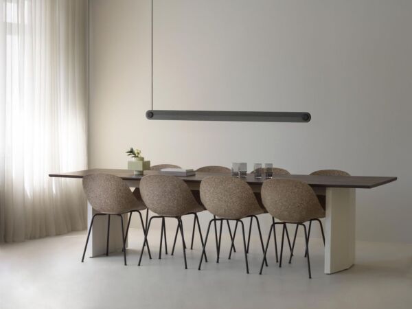5_Panel_Table_300x90cm_CreamDark-Brown_Mat_Chair_Seaweed_Steel_Black_Dim_Linear_Lamp_Black-2.jpg