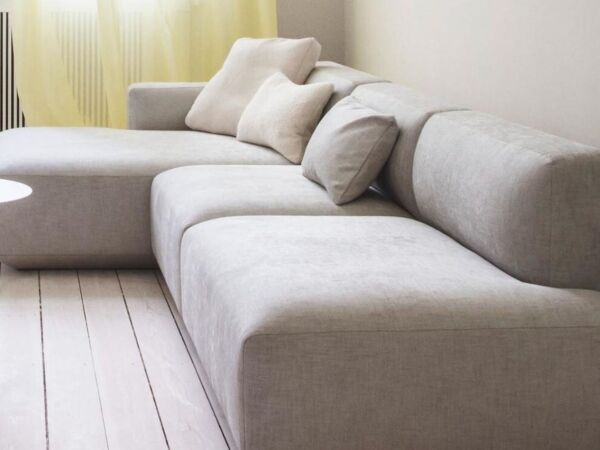5_Develius-3-Sitzer-Sofa-mit-Chaiselongue_991x991-ID1924227-196bebb1be690d47fb4ad60d620e5ef9.jpg
