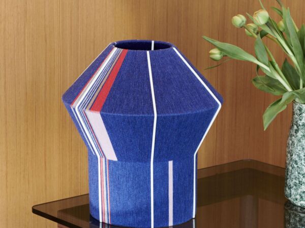 5_Bonbon Petit Bleu 310_Kofi 60x60 grey tinted glass tabletop wb lacquer walnut frame.jpg