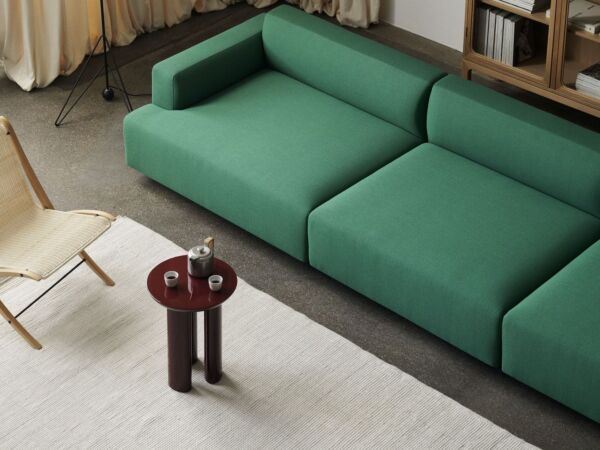 5_Retail_2023_ Develius EV2A, EV2B, EV2C_Tung JA3_Collect Rug SC85_Trace SC88_X HM_Tripod HM8_2.jpg