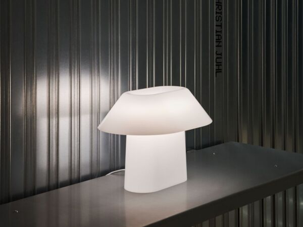 5_Drome Table Lamp white opal acrylic.jpg