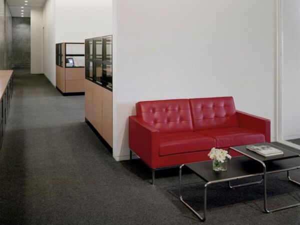 5_Knoll International.jpg