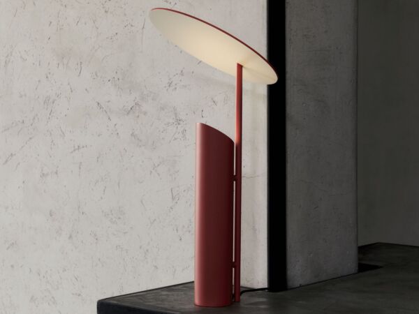 5_Verpan-Reflect-Table lamp-H60xØ30-Matt Red.jpg