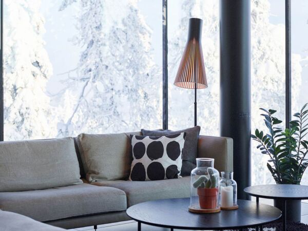 5_Secto_4210_floor_lamp_Tykkyrinne.jpg