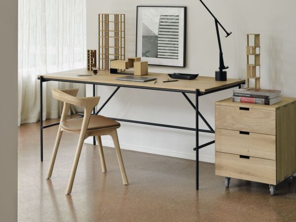 5_Oak_Oscar_desk_51488_Oak_Bok_dining_chair_cognac_leather_50620_Oak_Billy_drawer_unit.jpg