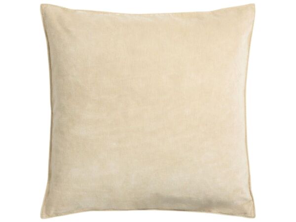 2_Velvet_cushion_cover_Sand_front.jpg