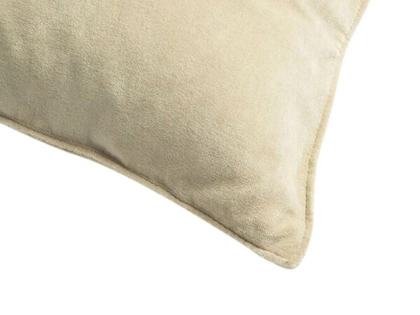2_zVelvet_cushion_cover_Sand_det.jpg