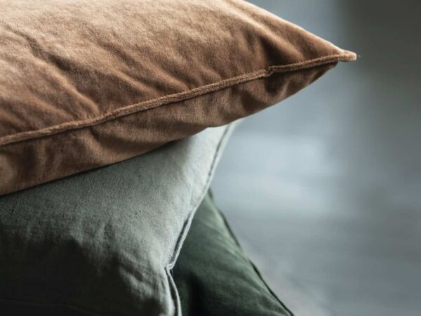 5_Ethnicraft-Velvet-Kissen-60-x-40-cm.jpg