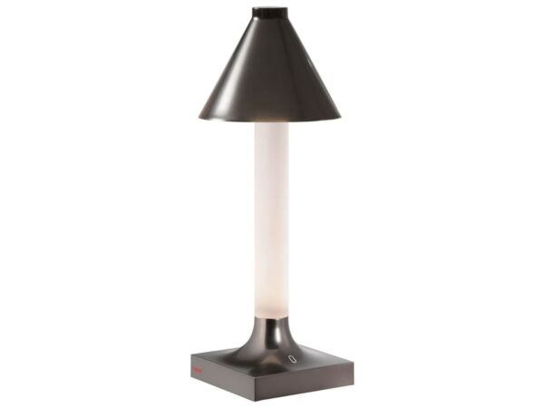 2_Kartell-Goodnight-LED-Akkuleuchte-H-31-cm-Diffusor-11-cm-titan-matt.jpg