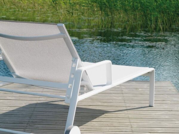5_Park Life l Deckchair10.jpg