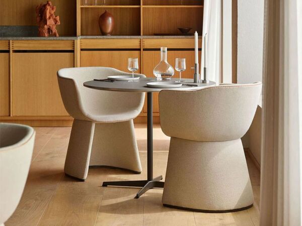 5_FH_Monolit_CM221_Hallingdal_200_Caravaggio_P2_RustyRed_Circular_A623_Grey_WarmGraphite_1160x_crop_center_1.jpg
