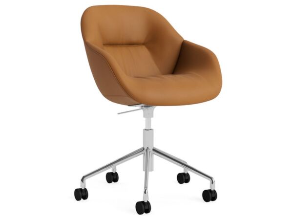 2_AA298-A108-AA36-02AS_AAC 153 Soft Chair w. gas_Sense Cognac_polished aluminium base.jpg