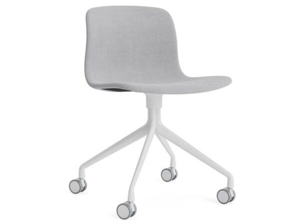 2_AA143-A001-AA02-01IQ_AAC 15 Linara 443_white base_white wheels.jpg