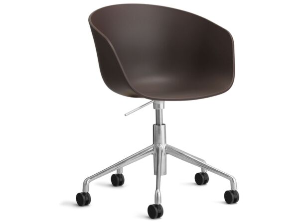 2_AA279-D132-AA51_AAC 52 raisin 2.0 shell_polished aluminium base.jpg
