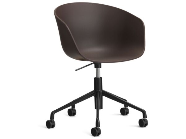 2_AA277-D132-AA51_AAC 52 raisin 2.0 shell_black powder coated aluminium base.jpg