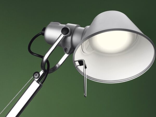 5_tolomeo_tavolo_gallery4751037-1920x1080.jpg