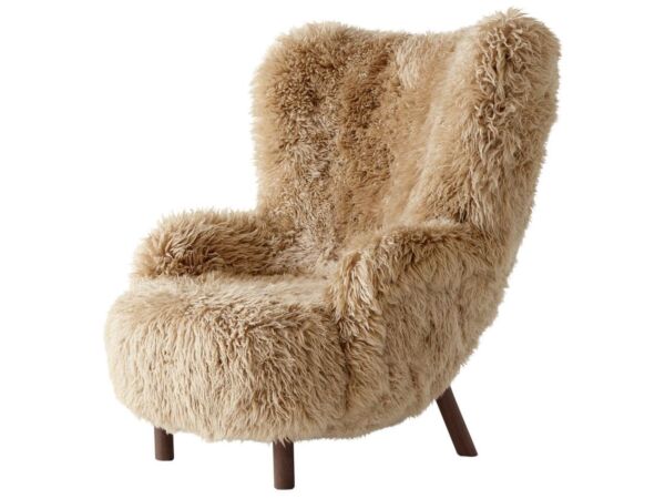 2_Petra Lounge Chair VB3 High Back_Walnut w. sheepskin honey 50mm._Angled front_1.jpg